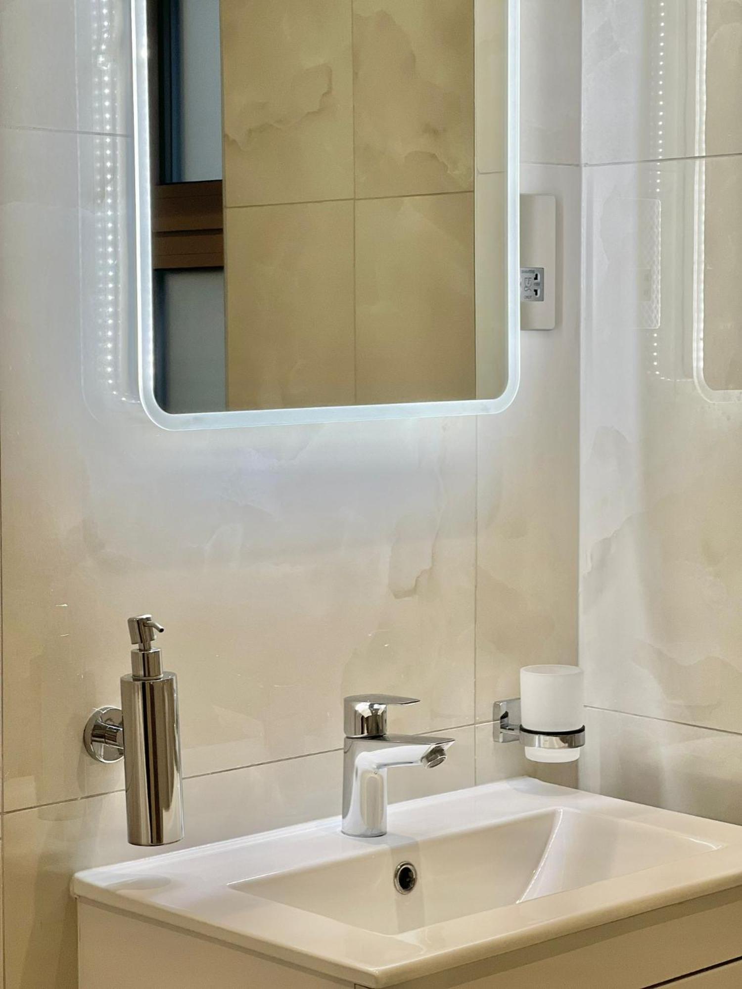 Kensington House By Solitaire Suites 斯劳 外观 照片